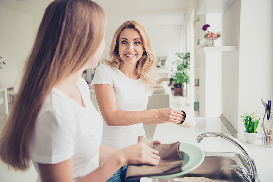 Simple Habits That Make Weekly House Cleaning Easier Simple Habits That Make Weekly House Cleaning Easier